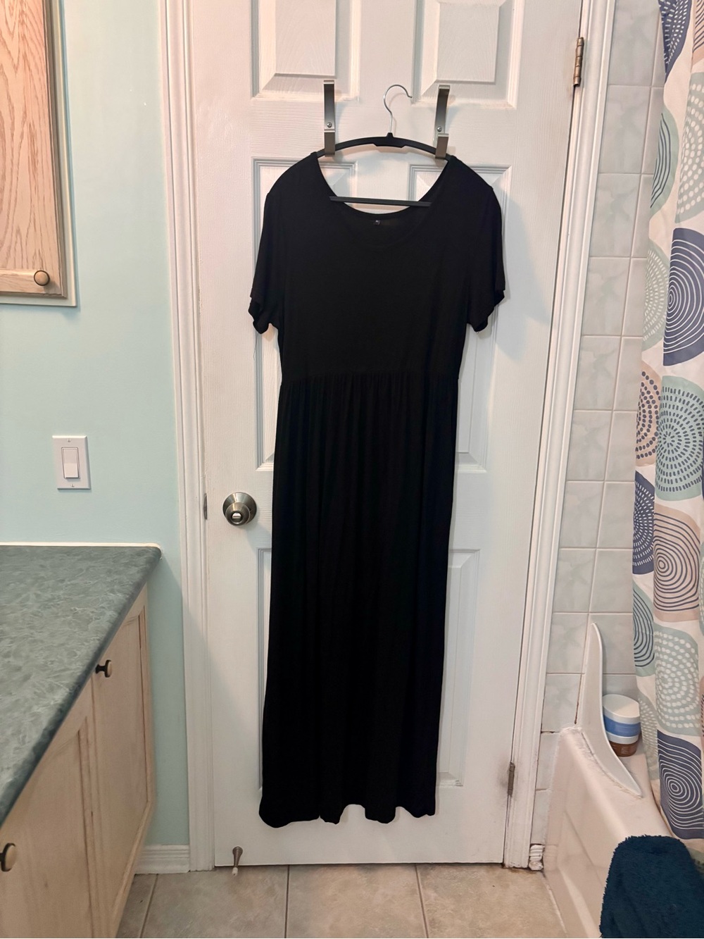 Classic Black Short-Sleeve Maxi Dress